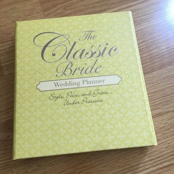 The Classic Bride wedding planner - Picture 1 of 4